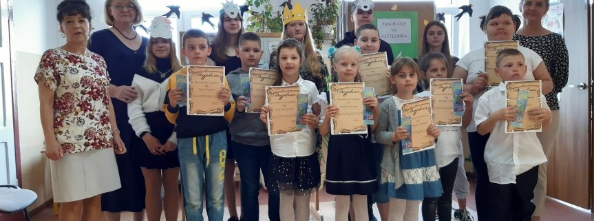 Przyjęcie pierwszej klasy do grona czytelników biblioteki