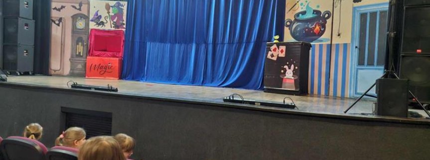 Widowisko muzyczne pt.,,Magia Czarownicy" dla klas I, II, III.