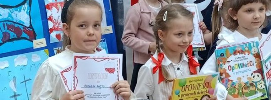 Gminny Konkurs Recytatorski " Bo ja jestem Polak mały". 